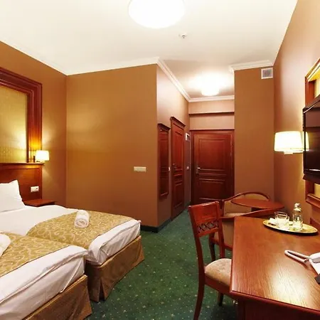 Hotel Grodzki Business &