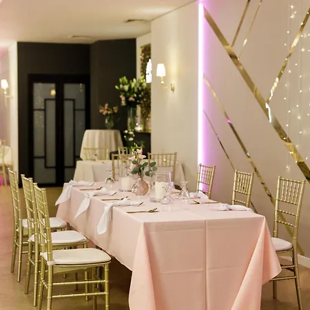 Hotel Grodzki Business & 3*