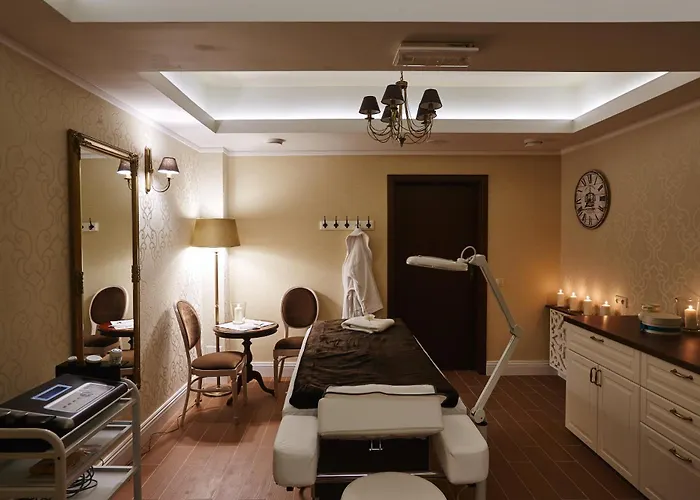 Grodzki Business & מלון