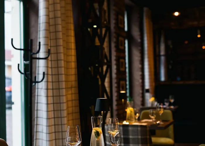 Grodzki Business & מלון סטארגארד שצ'צ'סינסקי